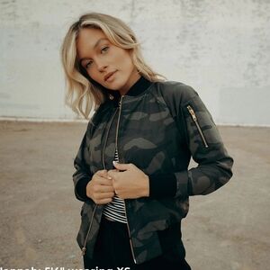 Albion Fit Camo Bomber Jacket Size XS